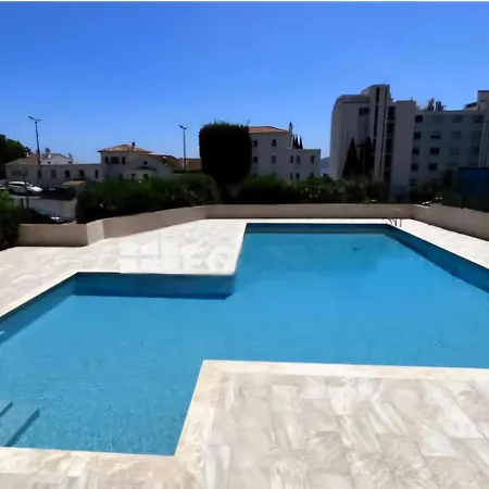L'instant Soleil Au Lavandou * 르 라방두